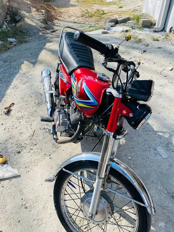 Honda CG125 18 model Gujranwala punjab regesterd 5