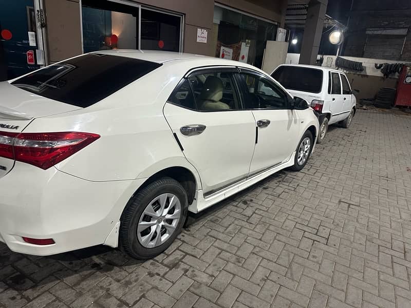 Toyota Corolla XLI 2016 3