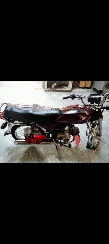 Honda CD 70 4