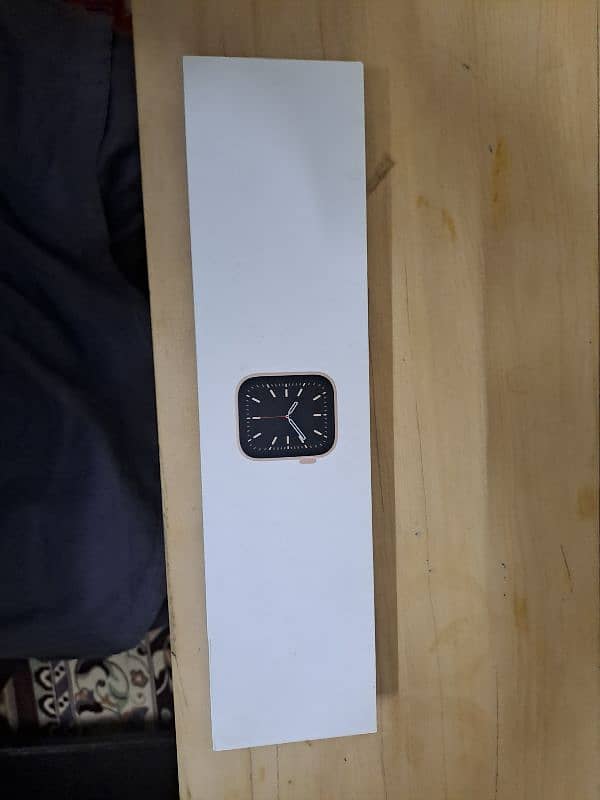 Apple series 6 watch 40 mm 0