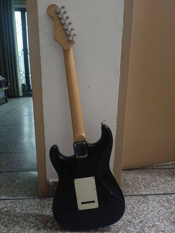 Buskers Electric Guitatr 1