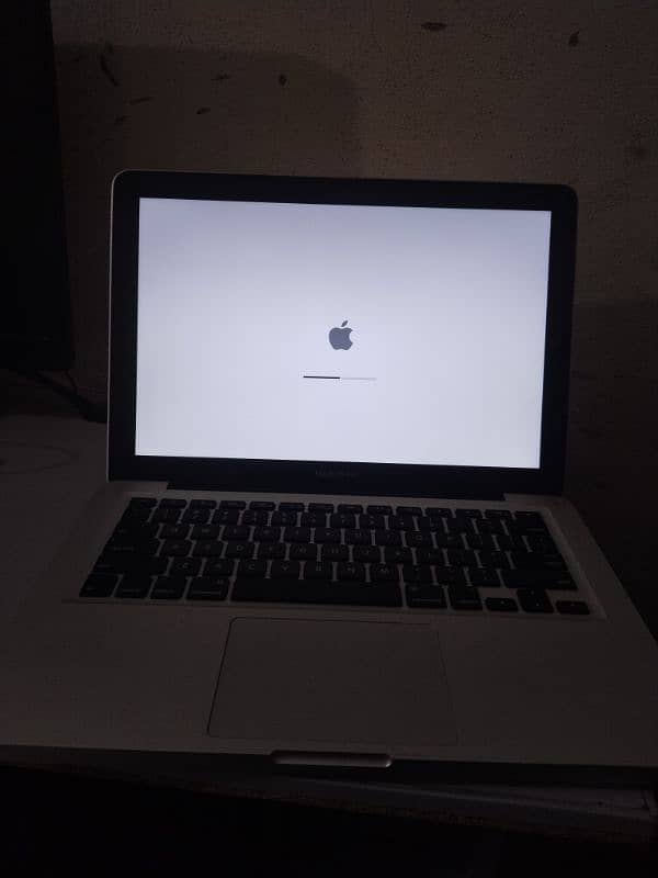 Mac book pro core i5 2nd generation 2