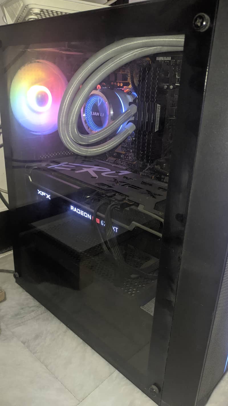 I9-9900k High End Gaming PC | RX 6700 XT 12 GB | Corsair 32GB 0