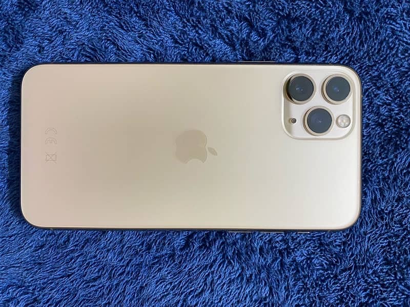 iphone 11 pro non PTA 64 gb golden 0