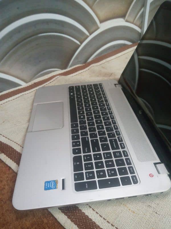 HP i7 4 gan Touch Screen. 3