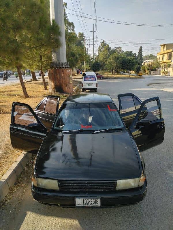 Nissan Sunny 1993 8