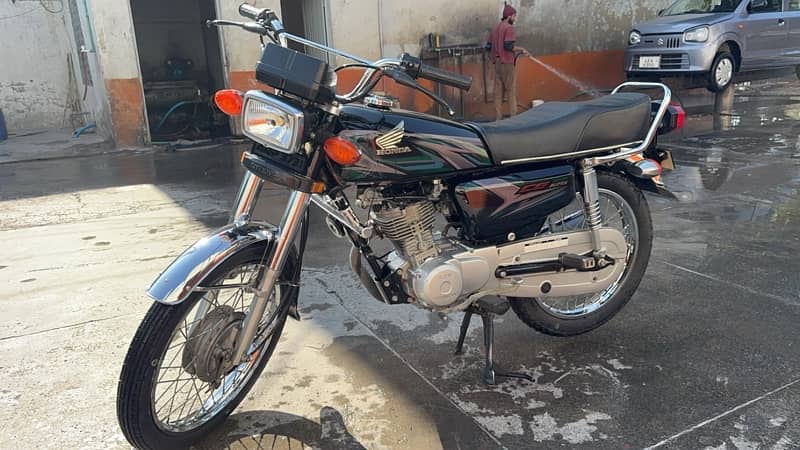 Honda CG 125 Model 2023[TOTAL GENIUN] 1