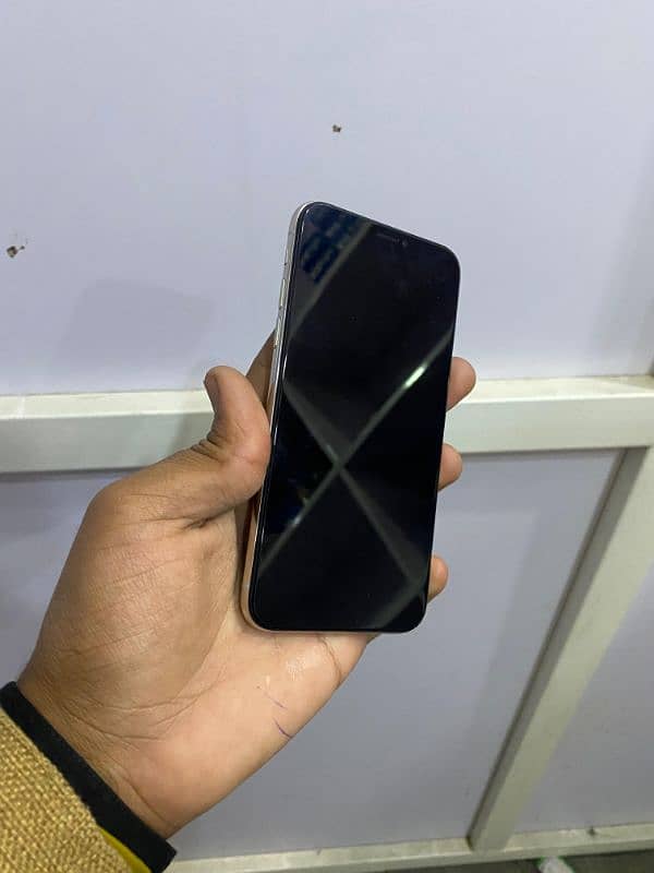 iPhone X (PTA APPROVED) 5