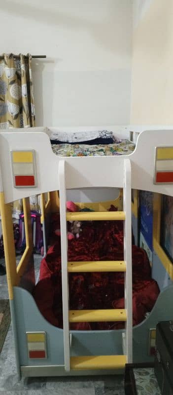 bunk bus bed 4