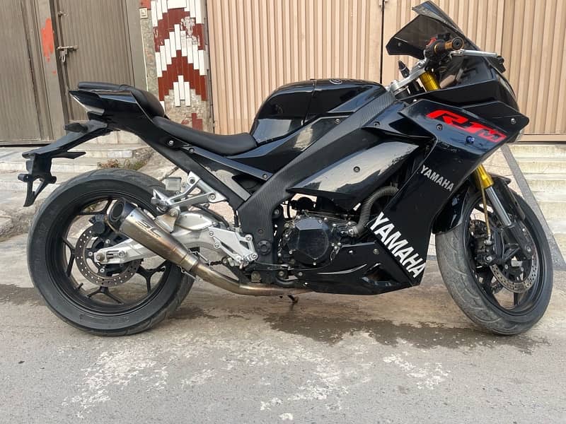 yamaha R6 model 2022 Replicca 0