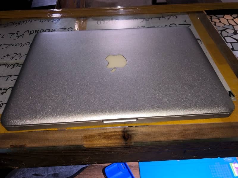 Macbook pro 2011 1