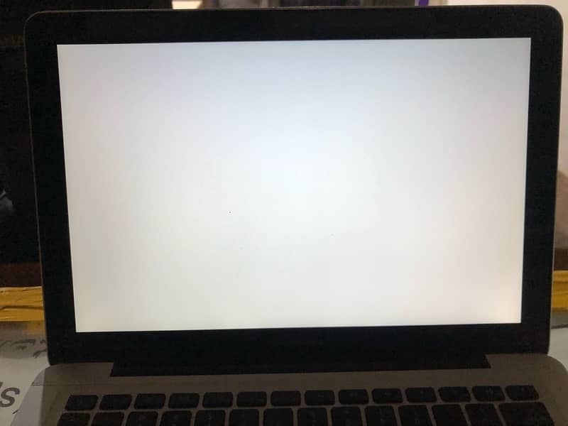 Macbook pro 2011 10