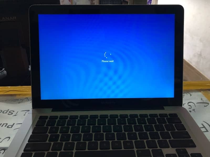 Macbook pro 2011 11