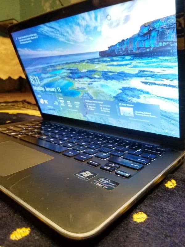 Dell XPS | i7 2nd Gen | 4gb Ram | 256 gb M2 SSD (Samsung mSata) 5