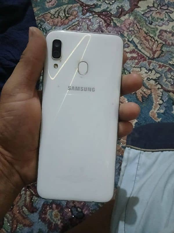 samsung a30 1