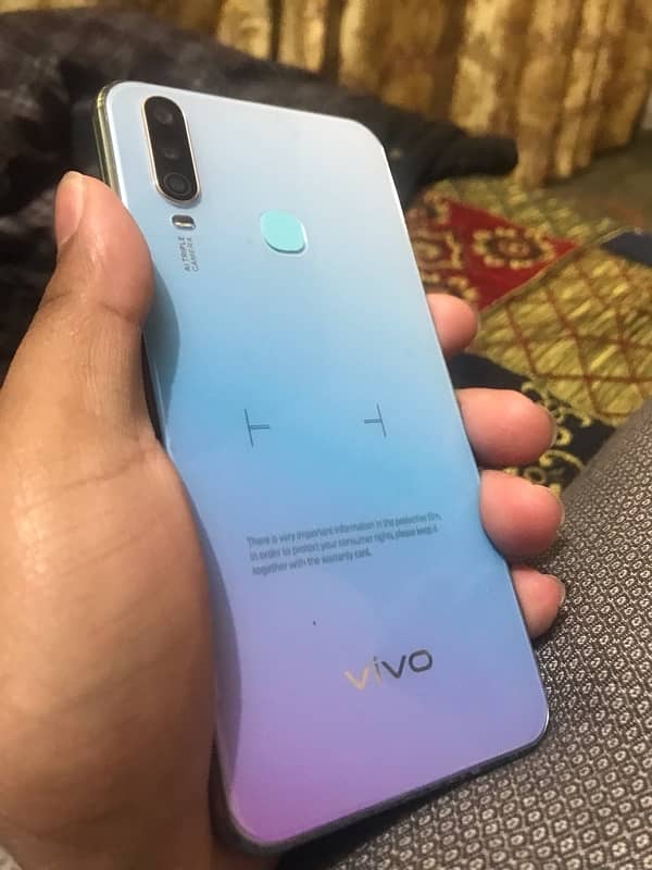 vivo y17 1