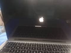 MacBook pro 13 inch 2016