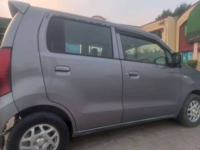 Suzuki Wagon R 2019 3