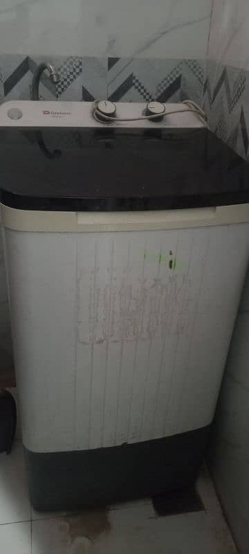 Dawlance washing machine and dryer 0