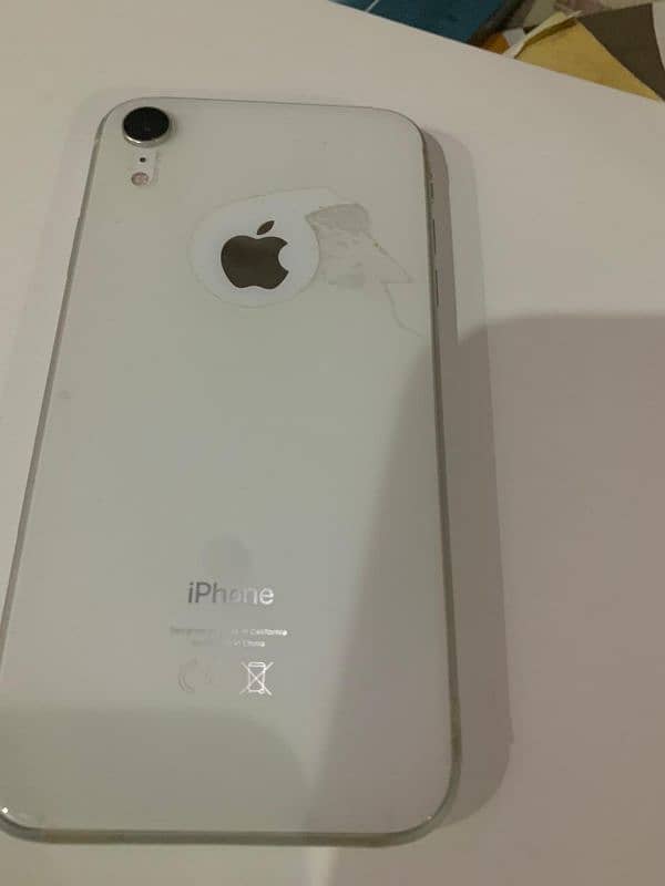 iphone XR 1