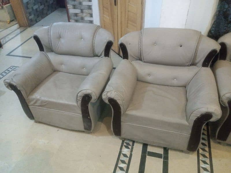 five seater used sofa 1