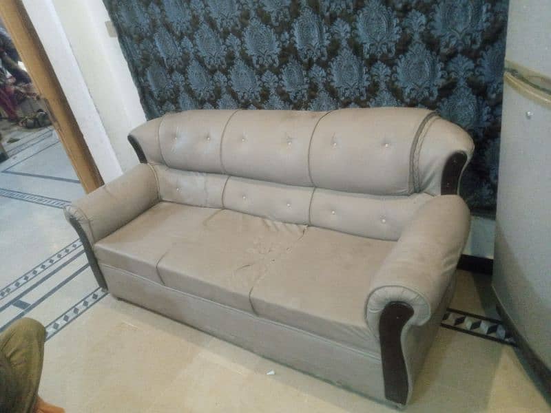 five seater used sofa 2