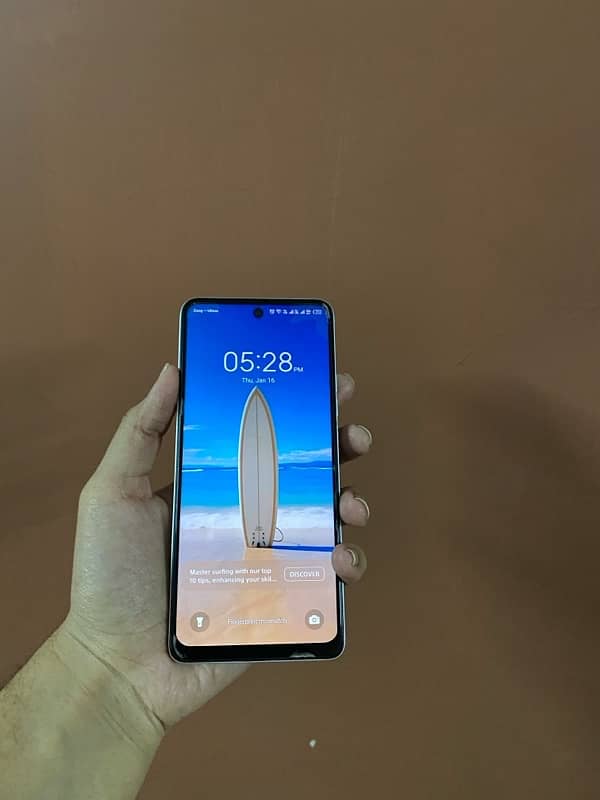 Tecno spark 10pro 12