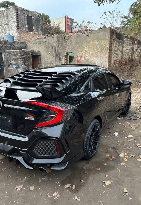 Honda Civic RS Turbo 2019 11