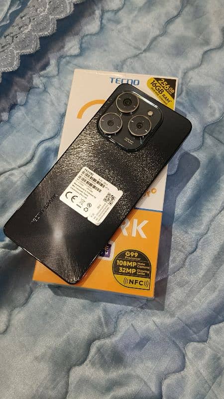 Tecno Spark 20 Pro 2