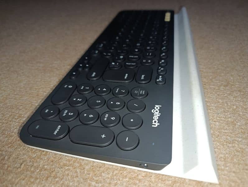 Logitech K780 2