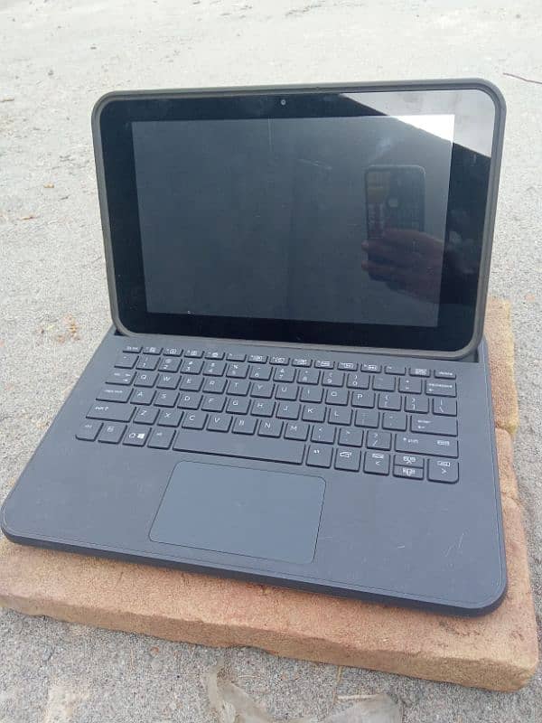 HP Pro slate 10 EEG 1 3