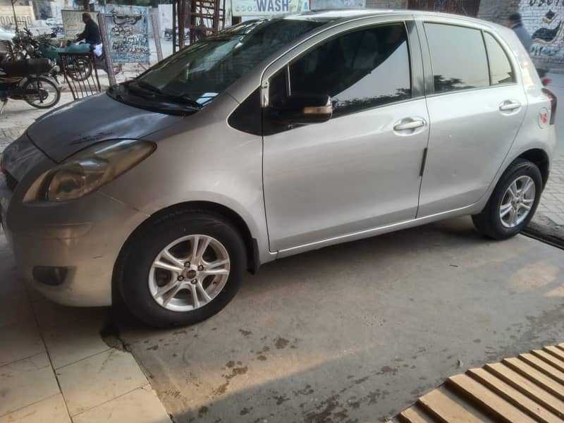 Toyota Vitz 2008-10 6