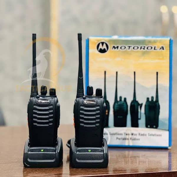 Motorola MT918 dual band walkie talkie, long range wireless sets 9