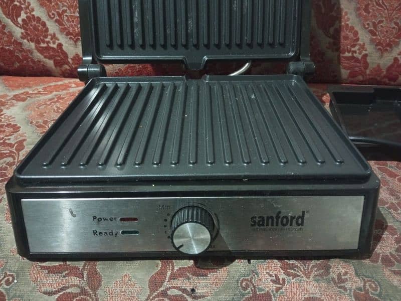 Sanford Grill Toaster Sf9928GT 3