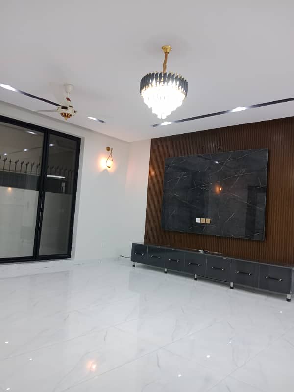 Upper Portion available for rent 2