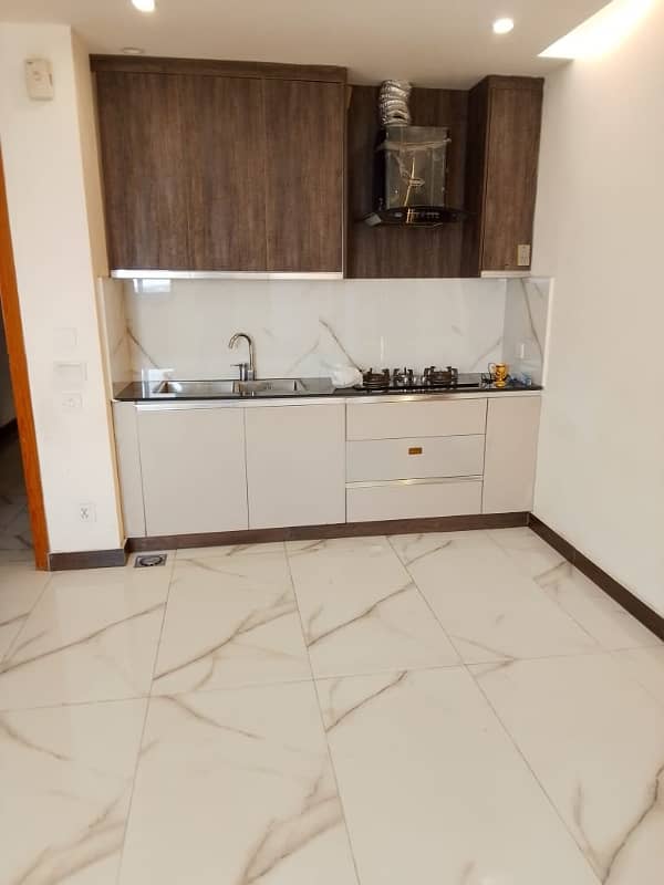 Main Shahjamal Road Luxury Apartment 9