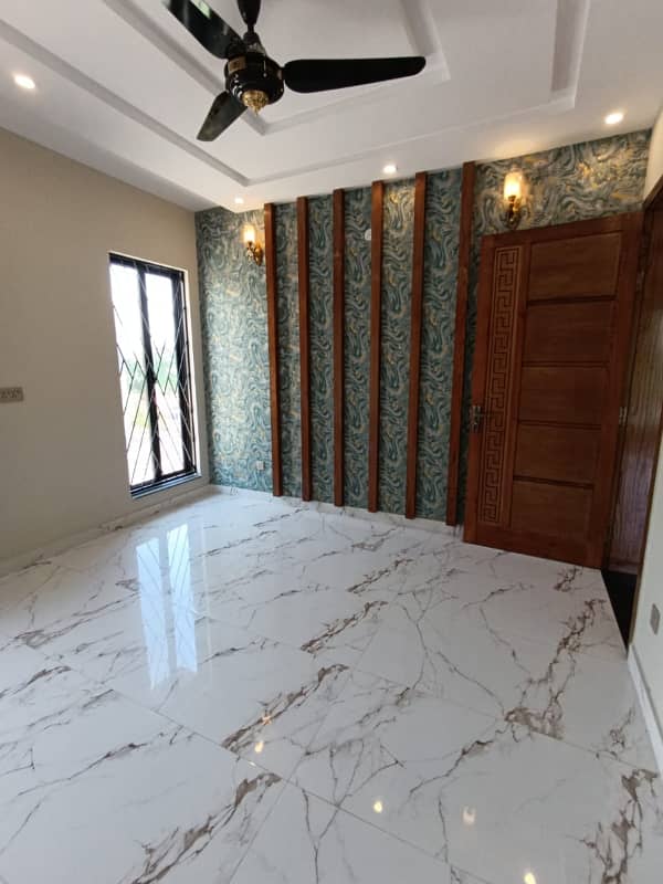 5 Marla Brand New Beautiful House for Sale in Phase 2 Bahria Orchard Lahore 16