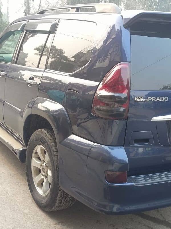 Toyota Prado TZ petrol 2002/2004 model just like fortuner,land cruiser 3