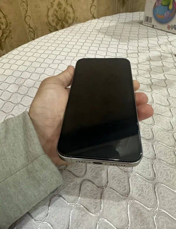 iPhone 15 Pro Max 256 GB LLA non PTA 1