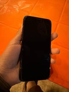 iphone 11 pro max 256gb Non pta with Box  10/9