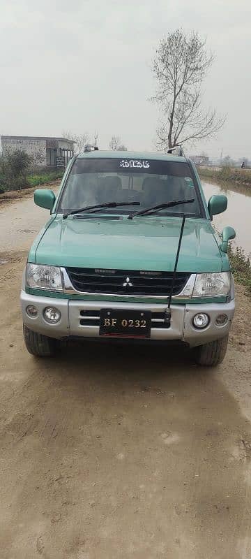 Mitsubishi Pajero Mini 1999 0