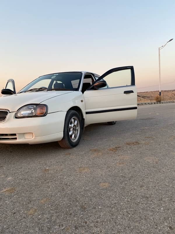 Suzuki Baleno 2005 3