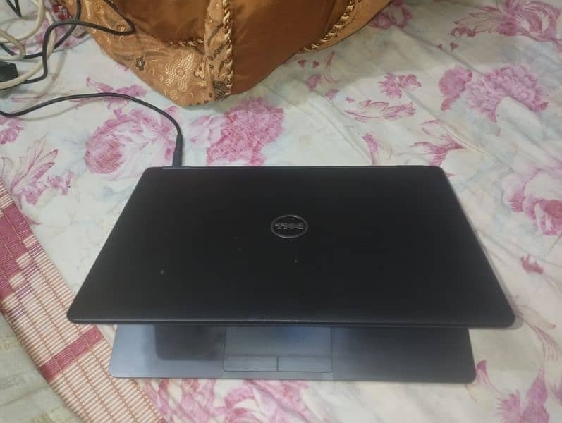 Dell Laptop latitude 5480 1