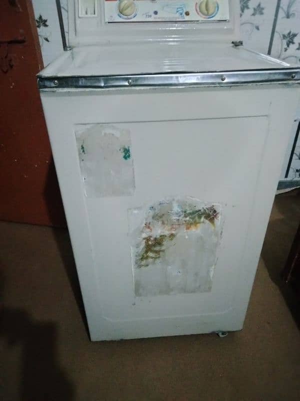 Universal washing machine for sale 03204083721 5