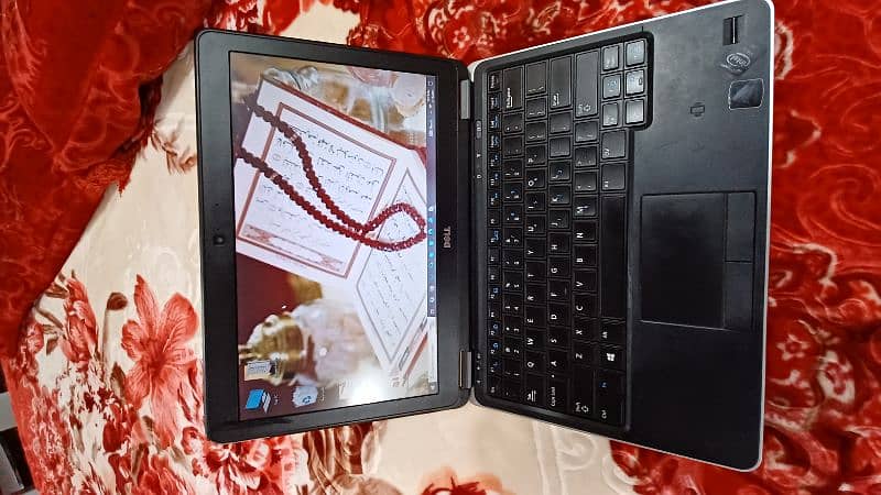 Dell Latitude Laptop in Good condition 1