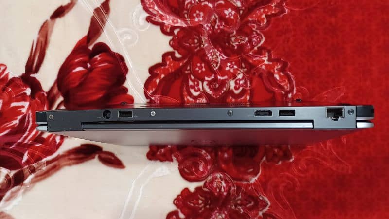 Dell Latitude Laptop in Good condition 4