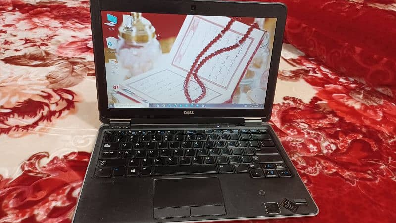 Dell Latitude Laptop in Good condition 7