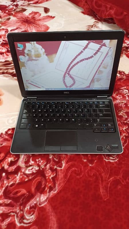 Dell Latitude Laptop in Good condition 8