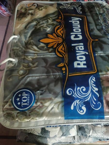 Blankets imported from Abudhabi brand new . No Bargain plz 8