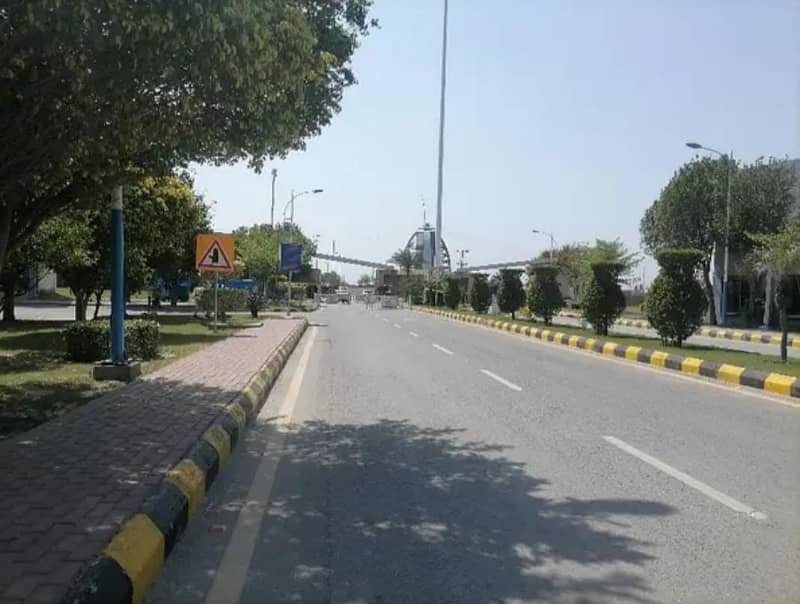 Bahria Educational And Medical City Suwa Asil To Raiwind Road 0